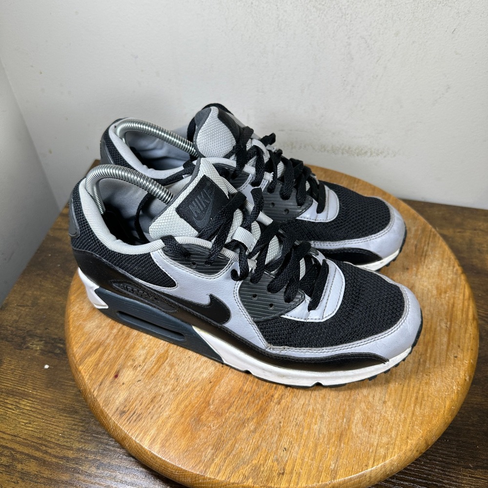 Nike Air Max 90 Essential Black Wolf Grey Anthracite Mens Size 9 537384-053